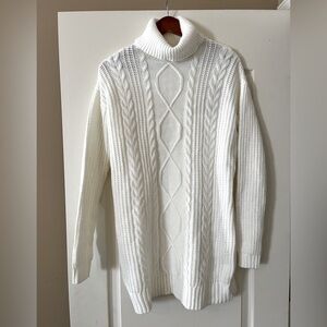 Sale! Everly White Turtleneck Knit Sweater Women’s Size Large